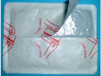 Iron powder adhesive disposable heat pack